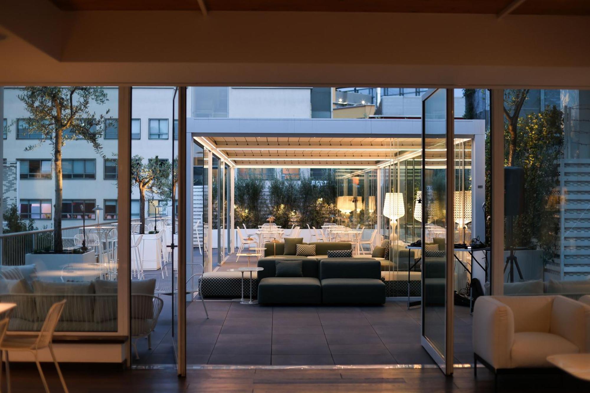 Magna Pars L'Hotel A Parfum, Small Luxury Hotels Of The World Milan Bagian luar foto